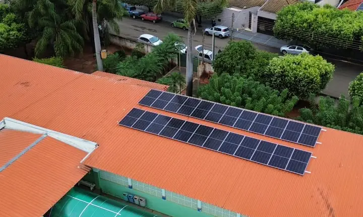 Instalação comercial da Velox Solar, foto 2 de 4